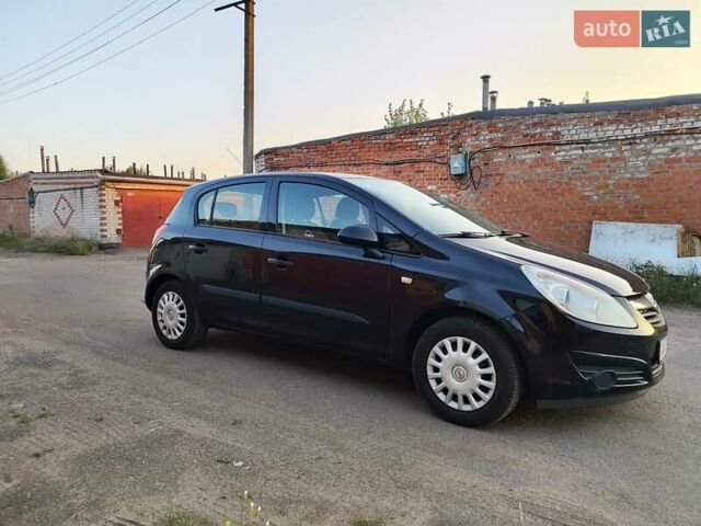 Черный Опель Корса, объемом двигателя 1.34 л и пробегом 170 тыс. км за 4800 $, фото 1 на Automoto.ua