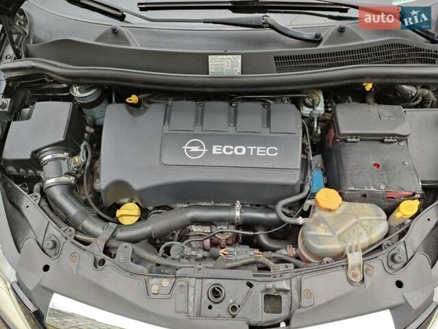 Чорний Опель Корса, об'ємом двигуна 1.3 л та пробігом 241 тис. км за 5000 $, фото 6 на Automoto.ua