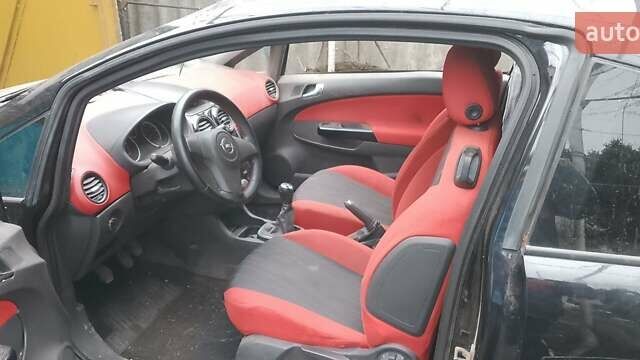 Чорний Опель Корса, об'ємом двигуна 1 л та пробігом 160 тис. км за 2500 $, фото 9 на Automoto.ua