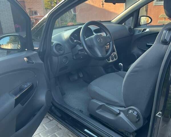 Чорний Опель Корса, об'ємом двигуна 1.23 л та пробігом 102 тис. км за 5500 $, фото 13 на Automoto.ua
