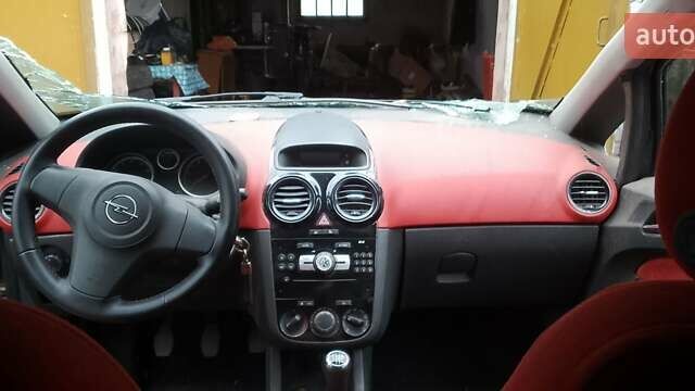 Чорний Опель Корса, об'ємом двигуна 1 л та пробігом 160 тис. км за 2500 $, фото 12 на Automoto.ua