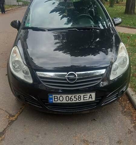 Опель Корса 2009 у Тернополі на Automoto.ua Чорний Опель Корса, об'ємом двигуна 1.23 л та пробігом 190 тис. км за 3400 $, фото 1 на Automoto.ua