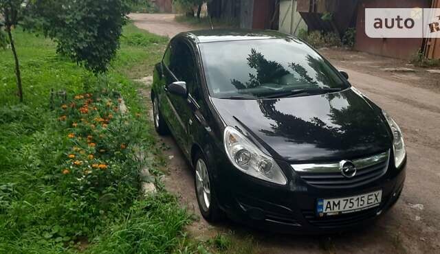 Черный Опель Корса, объемом двигателя 1 л и пробегом 225 тыс. км за 4700 $, фото 1 на Automoto.ua