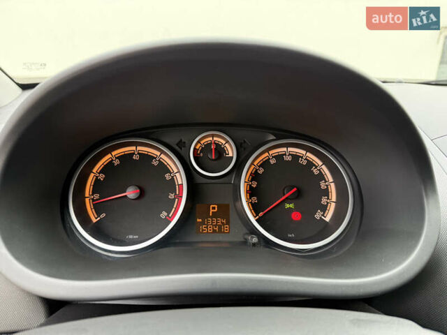 Чорний Опель Корса, об'ємом двигуна 1.4 л та пробігом 158 тис. км за 8500 $, фото 17 на Automoto.ua