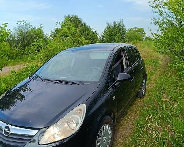 Черный Опель Корса, объемом двигателя 1.3 л и пробегом 233 тыс. км за 3599 $, фото 2 на Automoto.ua