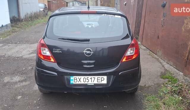 Чорний Опель Корса, об'ємом двигуна 1.23 л та пробігом 152 тис. км за 4200 $, фото 2 на Automoto.ua