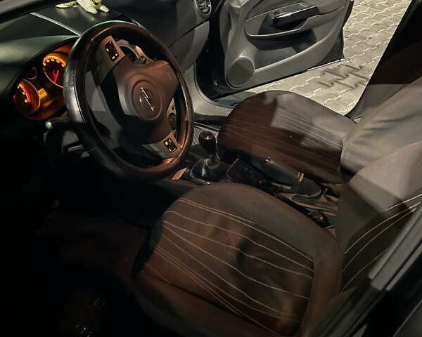 Чорний Опель Корса, об'ємом двигуна 1.23 л та пробігом 160 тис. км за 3500 $, фото 15 на Automoto.ua