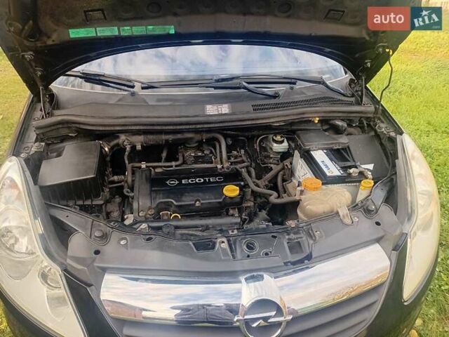 Опель Корса 2009 у Збараже на Automoto.ua Чорний Опель Корса, об'ємом двигуна 1.4 л та пробігом 180 тис. км за 4500 $, фото 5 на Automoto.ua