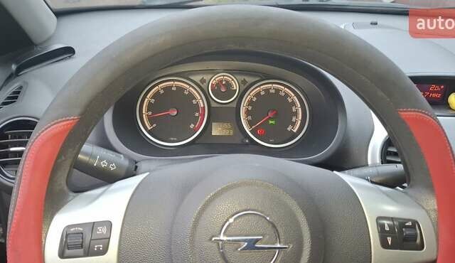 Чорний Опель Корса, об'ємом двигуна 1.23 л та пробігом 152 тис. км за 4200 $, фото 9 на Automoto.ua