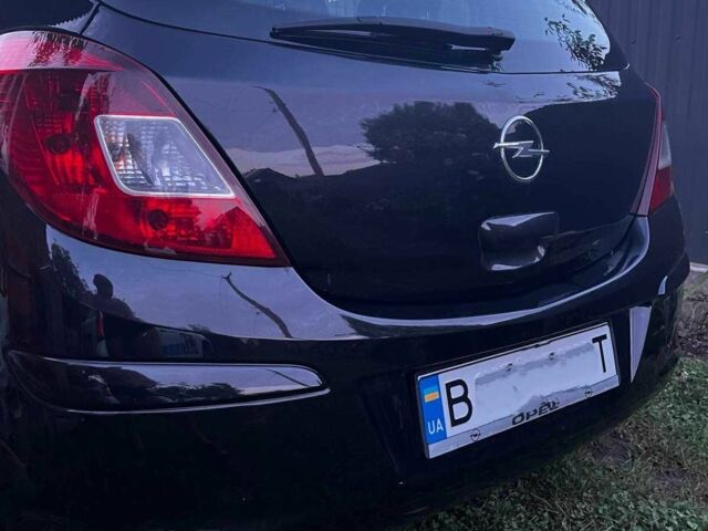 Чорний Опель Корса, об'ємом двигуна 0 л та пробігом 240 тис. км за 4000 $, фото 4 на Automoto.ua