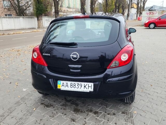 Черный Опель Корса, объемом двигателя 1.2 л и пробегом 276 тыс. км за 4100 $, фото 3 на Automoto.ua