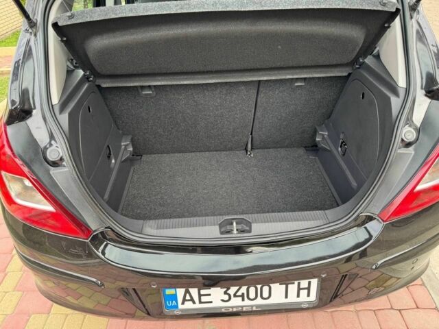 Чорний Опель Корса, об'ємом двигуна 1.2 л та пробігом 211 тис. км за 5200 $, фото 9 на Automoto.ua