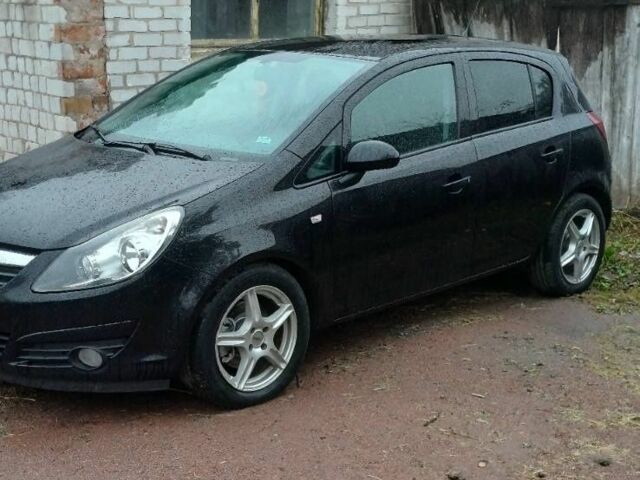 Черный Опель Корса, объемом двигателя 1.2 л и пробегом 298 тыс. км за 4950 $, фото 1 на Automoto.ua