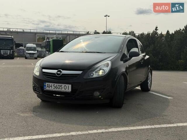 Черный Опель Корса, объемом двигателя 1.4 л и пробегом 226 тыс. км за 4700 $, фото 5 на Automoto.ua