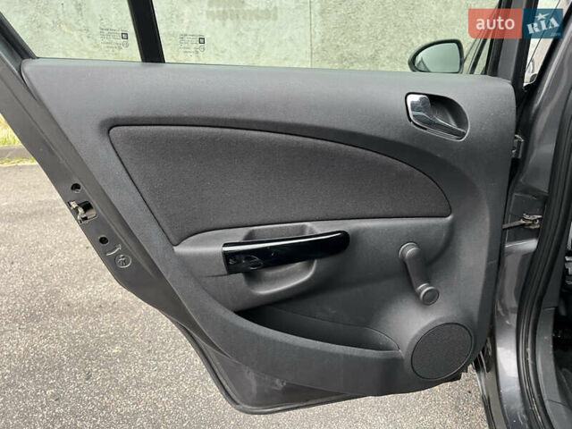 Чорний Опель Корса, об'ємом двигуна 1.25 л та пробігом 205 тис. км за 5399 $, фото 17 на Automoto.ua