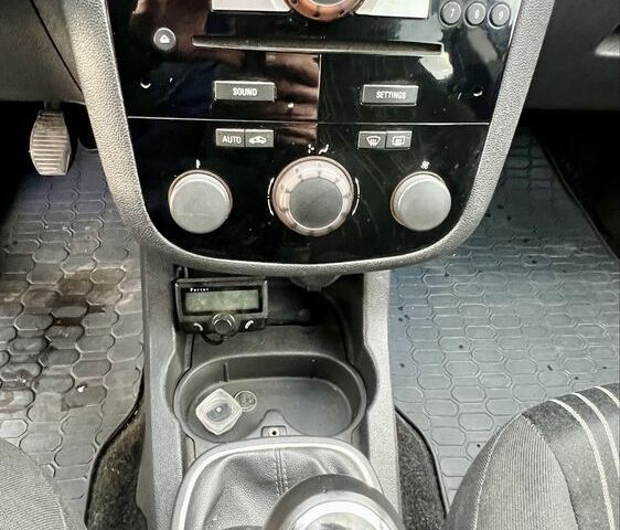 Чорний Опель Корса, об'ємом двигуна 1.2 л та пробігом 239 тис. км за 4599 $, фото 14 на Automoto.ua