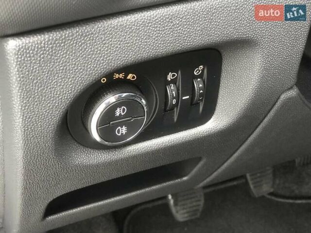 Черный Опель Корса, объемом двигателя 1.3 л и пробегом 174 тыс. км за 6150 $, фото 6 на Automoto.ua