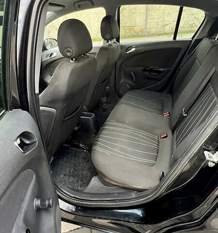 Чорний Опель Корса, об'ємом двигуна 1.23 л та пробігом 239 тис. км за 4599 $, фото 16 на Automoto.ua