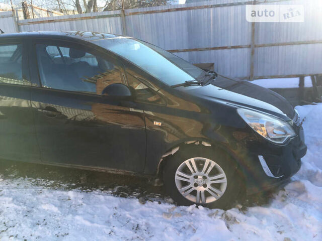 Черный Опель Корса, объемом двигателя 1.3 л и пробегом 240 тыс. км за 5450 $, фото 5 на Automoto.ua