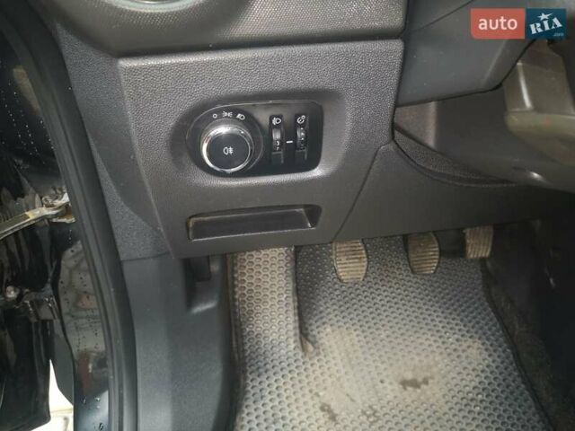 Чорний Опель Корса, об'ємом двигуна 1.3 л та пробігом 286 тис. км за 4500 $, фото 13 на Automoto.ua