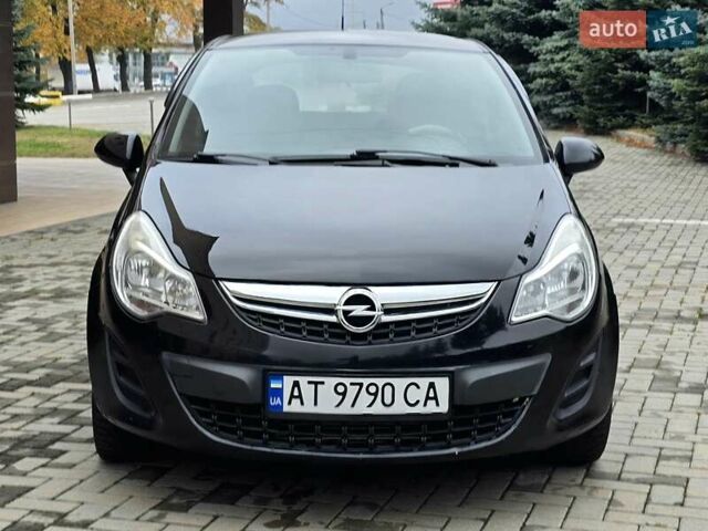 Черный Опель Корса, объемом двигателя 1.25 л и пробегом 134 тыс. км за 3900 $, фото 3 на Automoto.ua