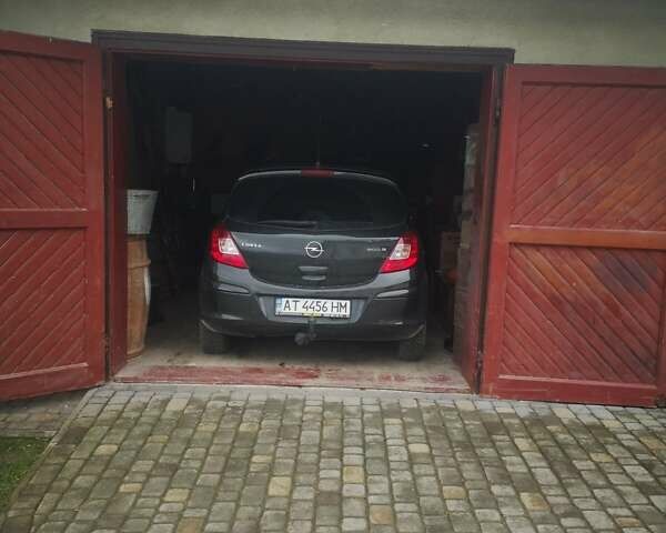 Чорний Опель Корса, об'ємом двигуна 1.3 л та пробігом 286 тис. км за 4500 $, фото 9 на Automoto.ua