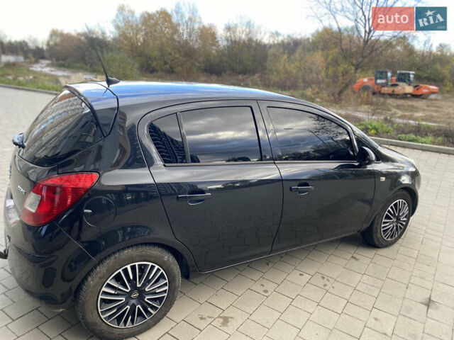Опель Корса 2012 в Ивано-Франковске на Automoto.ua Черный Опель Корса, объемом двигателя 1.25 л и пробегом 268 тыс. км за 4850 $, фото 7 на Automoto.ua