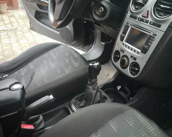 Чорний Опель Корса, об'ємом двигуна 1.3 л та пробігом 286 тис. км за 4500 $, фото 14 на Automoto.ua