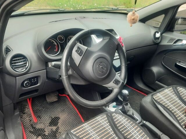 Опель Корса 2012 в Чернигове на Automoto.ua Черный Опель Корса, объемом двигателя 1.4 л и пробегом 146 тыс. км за 7100 $, фото 3 на Automoto.ua