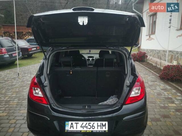 Чорний Опель Корса, об'ємом двигуна 1.3 л та пробігом 286 тис. км за 4500 $, фото 7 на Automoto.ua