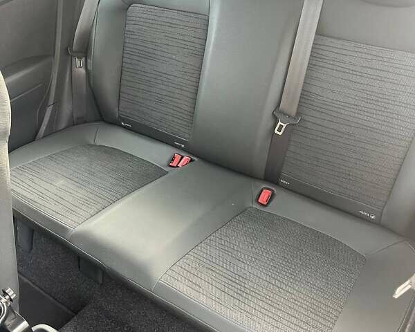 Черный Опель Корса, объемом двигателя 1.2 л и пробегом 125 тыс. км за 6200 $, фото 12 на Automoto.ua