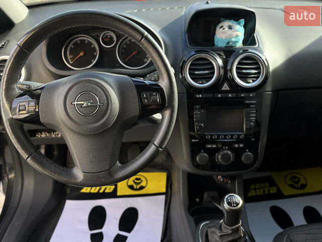 Опель Корса 2014 в Мукачеве на Automoto.ua Черный Опель Корса, объемом двигателя 1.25 л и пробегом 177 тыс. км за 5500 $, фото 16 на Automoto.ua