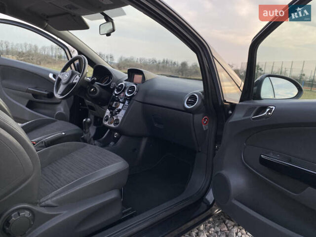 Чорний Опель Корса, об'ємом двигуна 1.23 л та пробігом 164 тис. км за 5999 $, фото 36 на Automoto.ua