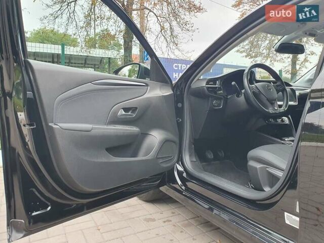 Черный Опель Корса, объемом двигателя 1.2 л и пробегом 57 тыс. км за 12599 $, фото 31 на Automoto.ua