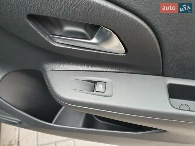 Черный Опель Корса, объемом двигателя 1.2 л и пробегом 57 тыс. км за 12599 $, фото 59 на Automoto.ua