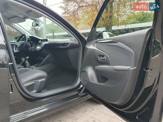 Черный Опель Корса, объемом двигателя 1.2 л и пробегом 57 тыс. км за 12599 $, фото 39 на Automoto.ua