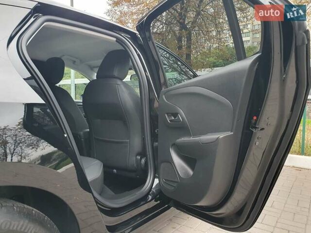 Черный Опель Корса, объемом двигателя 1.2 л и пробегом 57 тыс. км за 12599 $, фото 37 на Automoto.ua