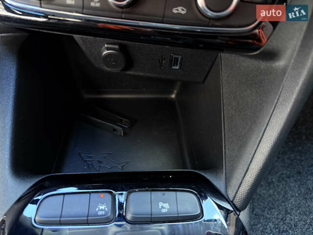 Черный Опель Корса, объемом двигателя 0 л и пробегом 53 тыс. км за 13250 $, фото 24 на Automoto.ua