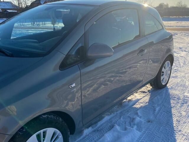 Коричневый Опель Корса, объемом двигателя 1.4 л и пробегом 182 тыс. км за 5203 $, фото 7 на Automoto.ua