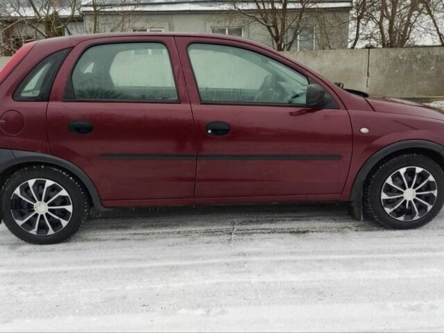 Красный Опель Корса, объемом двигателя 1 л и пробегом 216 тыс. км за 3300 $, фото 4 на Automoto.ua