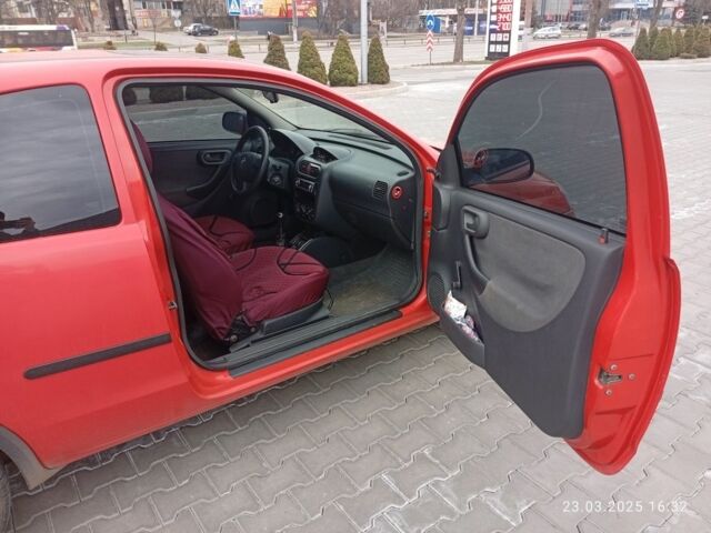 Червоний Опель Корса, об'ємом двигуна 1 л та пробігом 270 тис. км за 2936 $, фото 8 на Automoto.ua