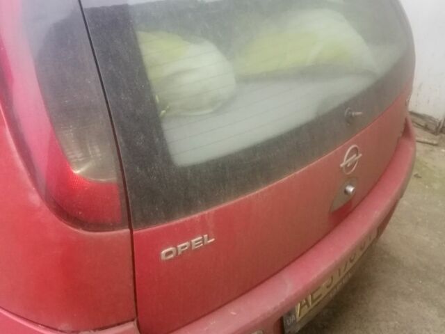 Красный Опель Корса, объемом двигателя 0 л и пробегом 380 тыс. км за 1900 $, фото 1 на Automoto.ua