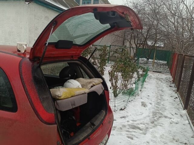 Красный Опель Корса, объемом двигателя 0 л и пробегом 380 тыс. км за 1900 $, фото 13 на Automoto.ua