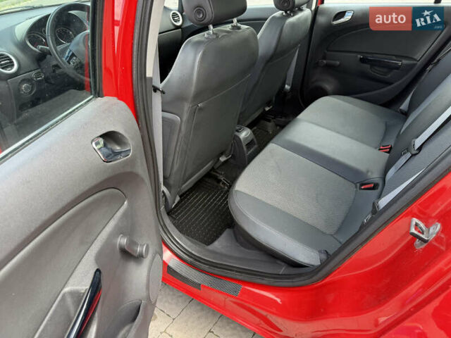 Красный Опель Корса, объемом двигателя 1.23 л и пробегом 127 тыс. км за 6600 $, фото 55 на Automoto.ua