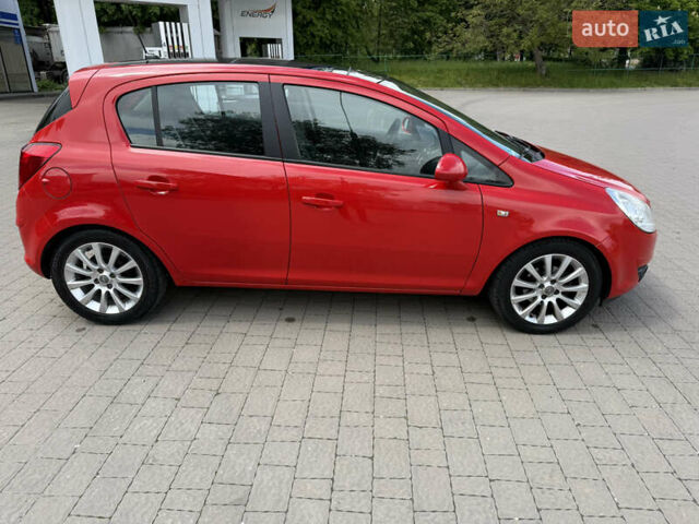 Красный Опель Корса, объемом двигателя 1.23 л и пробегом 127 тыс. км за 6600 $, фото 17 на Automoto.ua