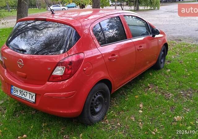 Опель Корса 2008 в Одессе на Automoto.ua Красный Опель Корса, объемом двигателя 1.23 л и пробегом 202 тыс. км за 3900 $, фото 5 на Automoto.ua