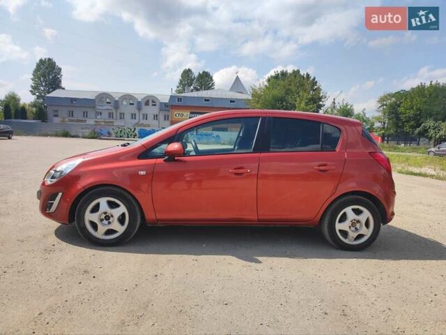 Красный Опель Корса, объемом двигателя 1.36 л и пробегом 184 тыс. км за 6000 $, фото 7 на Automoto.ua