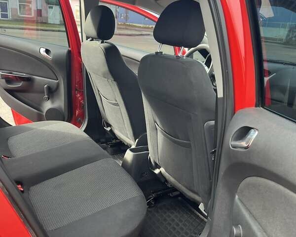 Червоний Опель Корса, об'ємом двигуна 1.25 л та пробігом 232 тис. км за 5200 $, фото 4 на Automoto.ua
