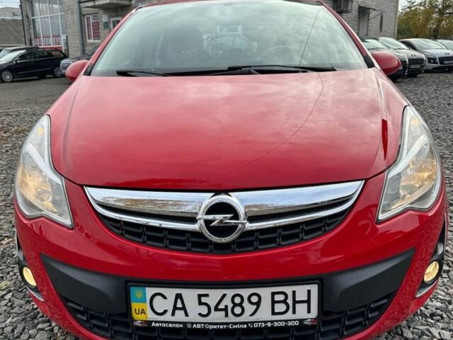 Червоний Опель Корса, об'ємом двигуна 1.2 л та пробігом 77 тис. км за 5800 $, фото 4 на Automoto.ua