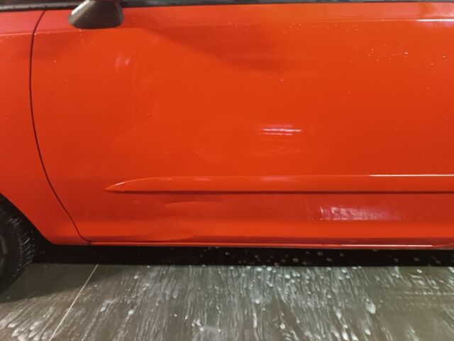 Красный Опель Корса, объемом двигателя 1.2 л и пробегом 260 тыс. км за 3500 $, фото 4 на Automoto.ua